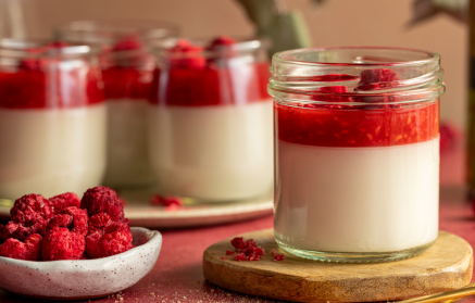 Fitness recept: Kókuszos panna cotta málnával