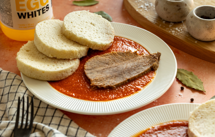 Fitness recept: Paradicsomszósz marhahússal és fehérjés knédlivel