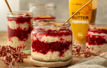 Fitness recept: Overnight Oats málnával és mogyoróvajjal