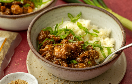 Fitness recept: Szezámmagos tofu rizzsel