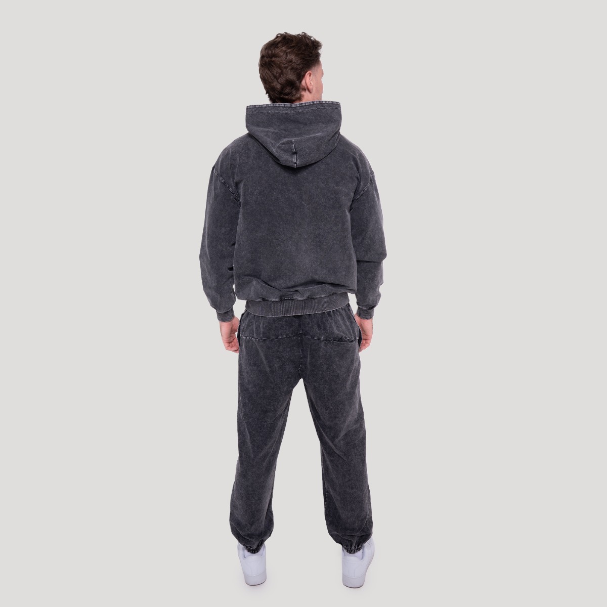GymBeam Abyss Hoodie Charcoal - Méret: S | Szín: Fekete | Tömeg: 0,83 g | Csomag: 28 · záber 6