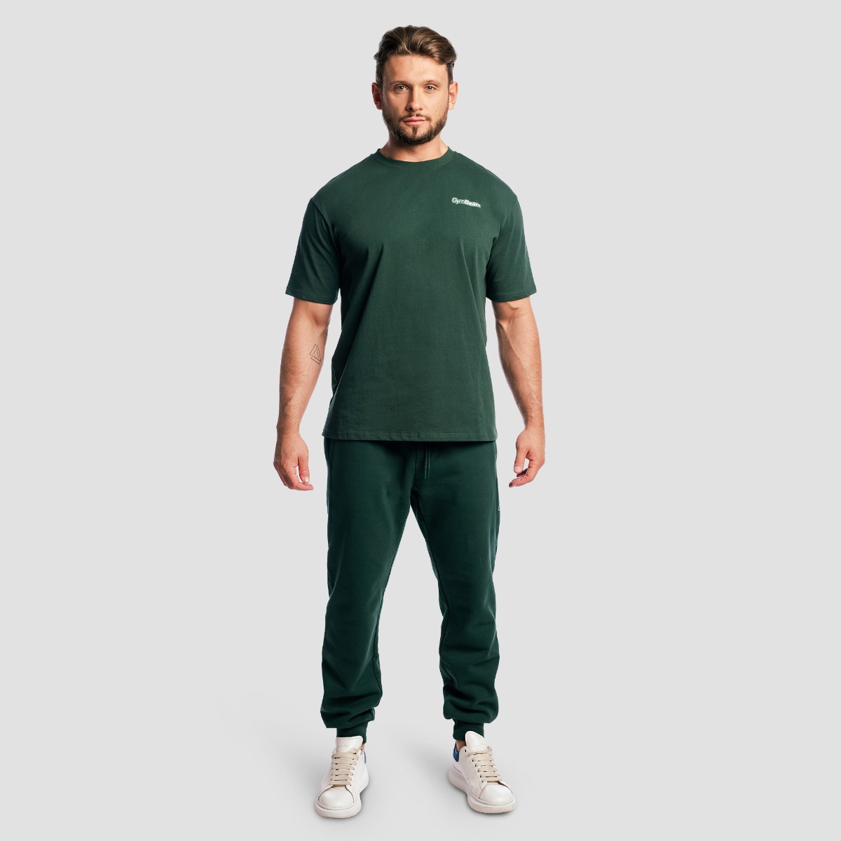 GymBeam Base Sweatpants Forest - Méret: XL | Szín: Zöld | Tömeg: 0,67 g | Csomag: 28 · záber 6