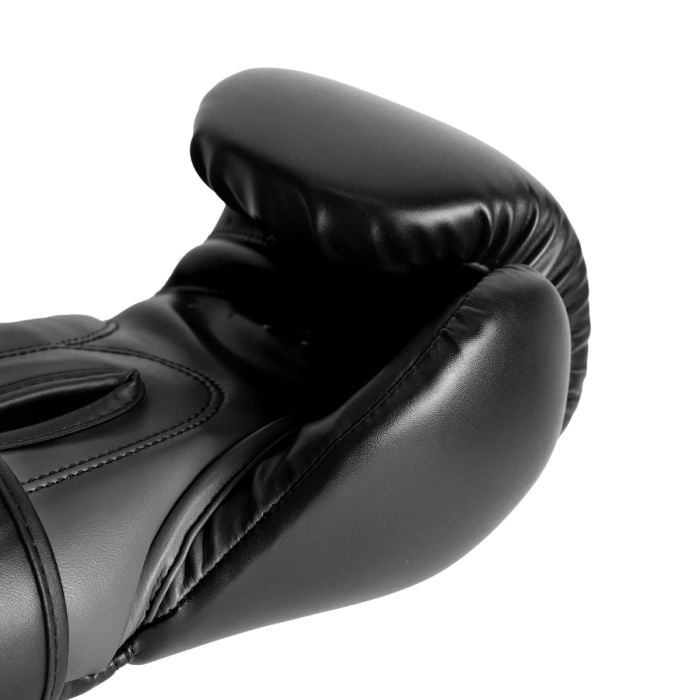 Striker boxkesztyű Black - GymBeam 16 OZ