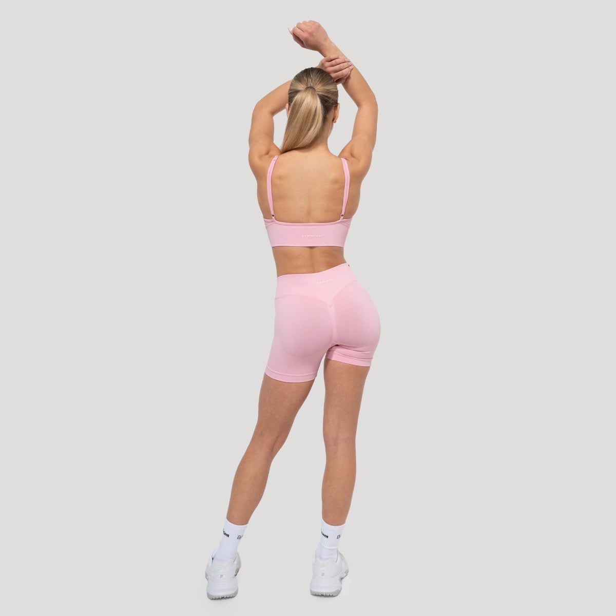 GymBeam Luma Sports Bra Baby Pink - Méret: M | Szín: Rózsaszín | Tömeg: 0,092 g | Csomag: 130 · záber 6