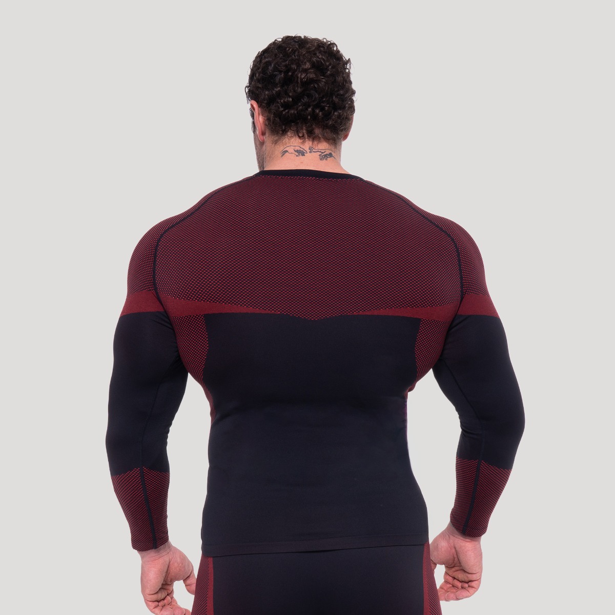 OG1 varrásmentes hosszú ujjú Black/Red - GymBeam