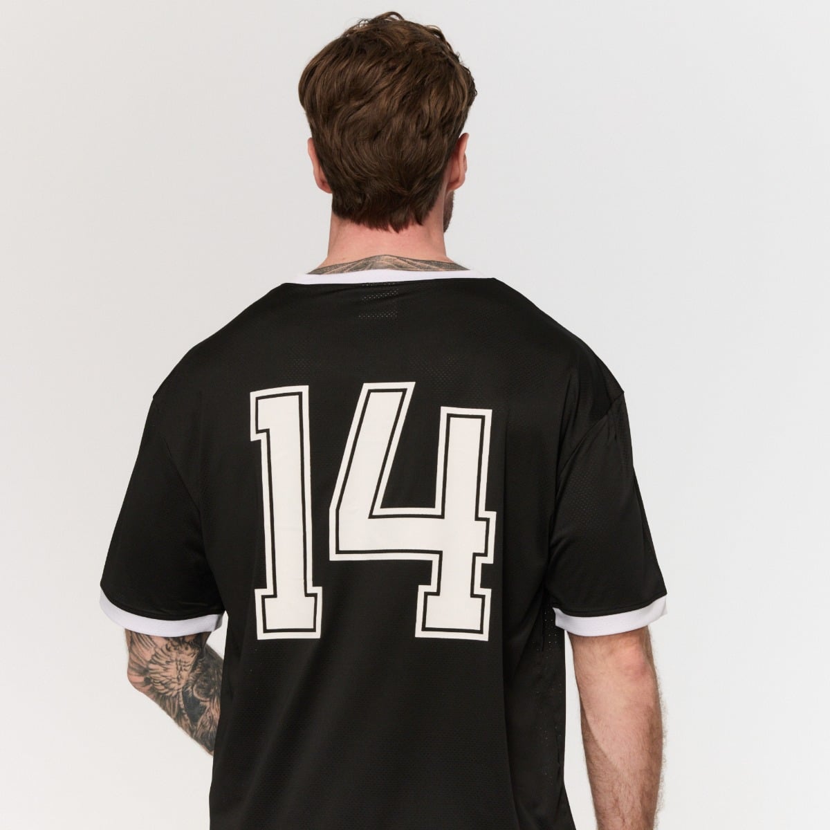 Varsity oversized póló Black - GymBeam