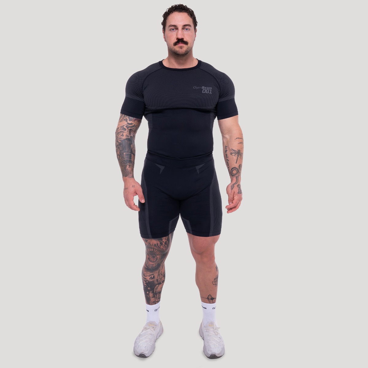 GymBeam OG1 Seamless Shorts Black/Grey - Méret: S | Szín: Fekete | Tömeg: 0,14 g | Csomag: 118 · záber 6