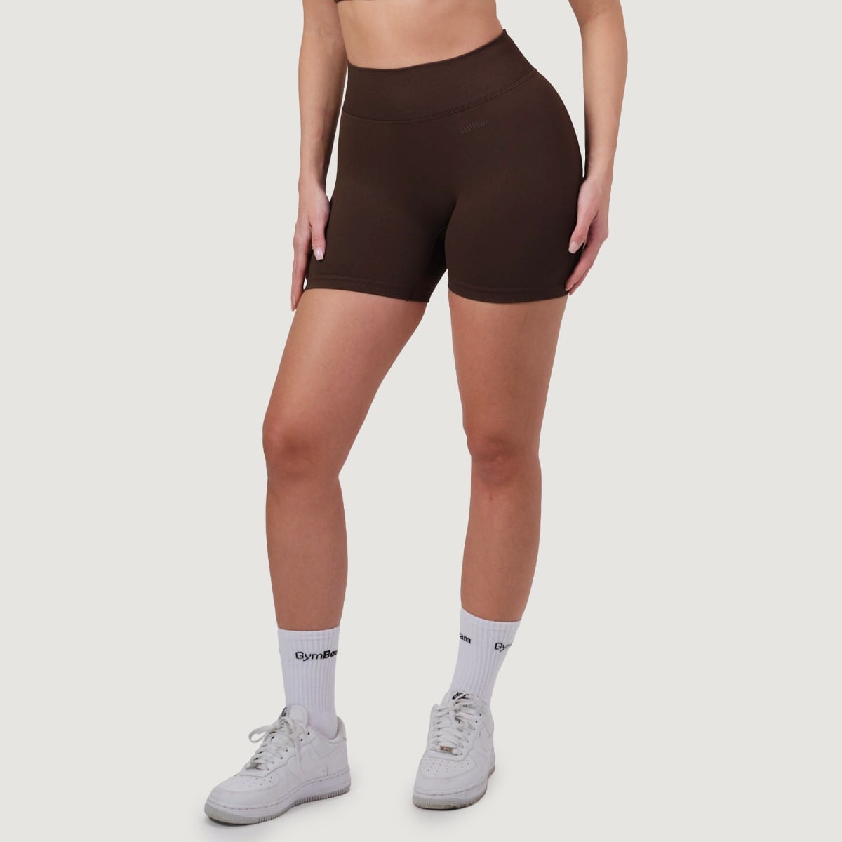 GymBeam Women‘s NEO Seamless Shorts Mocha - Méret: XS | Szín: Barna | Tömeg: 0,132 g | Csomag: 120 · záber 7