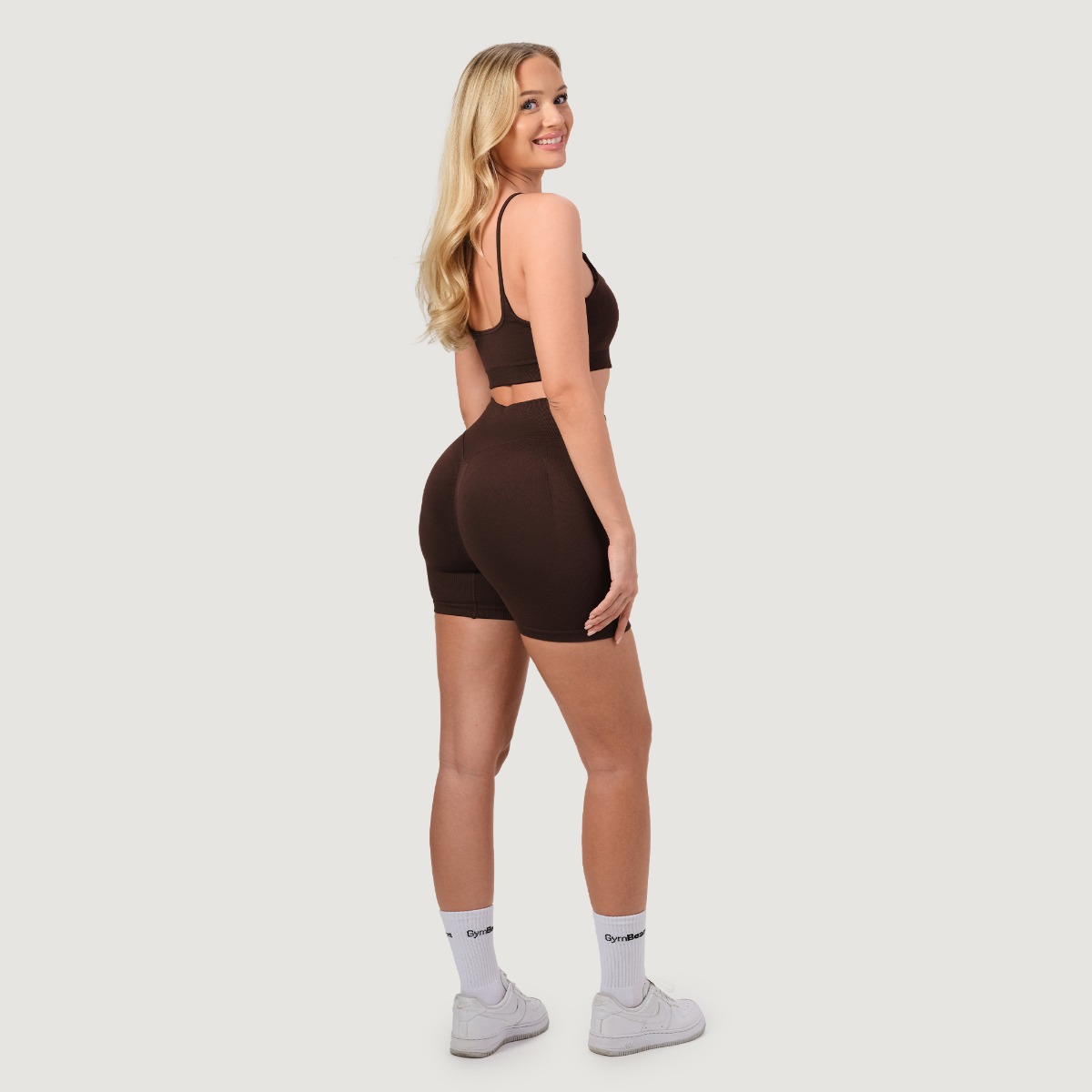 GymBeam Women‘s NEO Seamless Shorts Mocha - Méret: XS | Szín: Barna | Tömeg: 0,132 g | Csomag: 120 · záber 8
